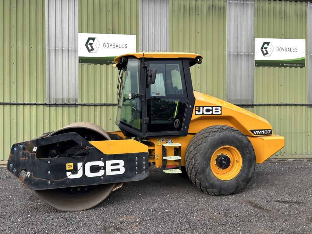 military vehicles for sale - JCB VM137 Compactor Roller
