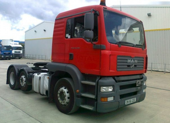 MAN 24.430 6x2/2 RHD Tractor Unit (Petregs) - Govsales of ex military vehicles for sale, mod surplus